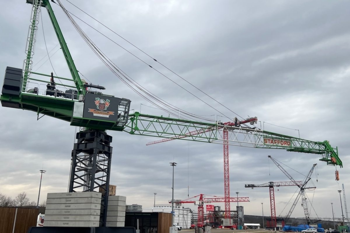 STL.257 luffing jib tower crane