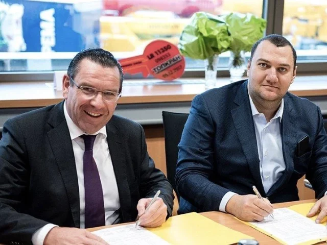 128 liebherr topkran contract 72dpi