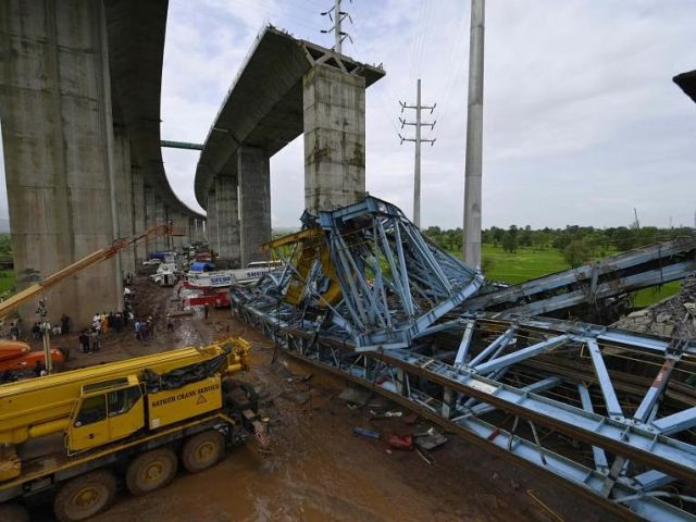 20 killed after crane collapse in india