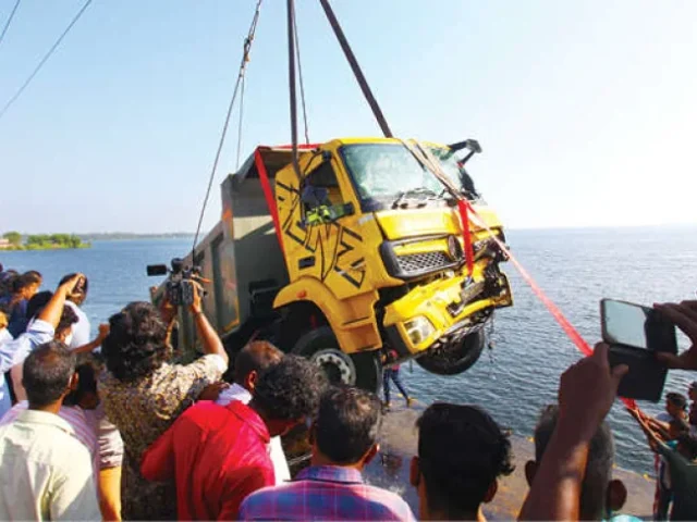 20220211 second recovery oof truck
