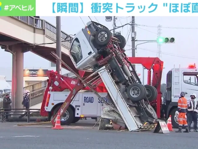 20220414 japan aichi cargo truck hit bridge