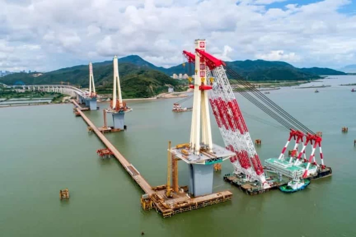 210904 jinhai bridge third tower 1