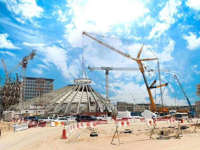 Al Faris works on Expo 2020 site