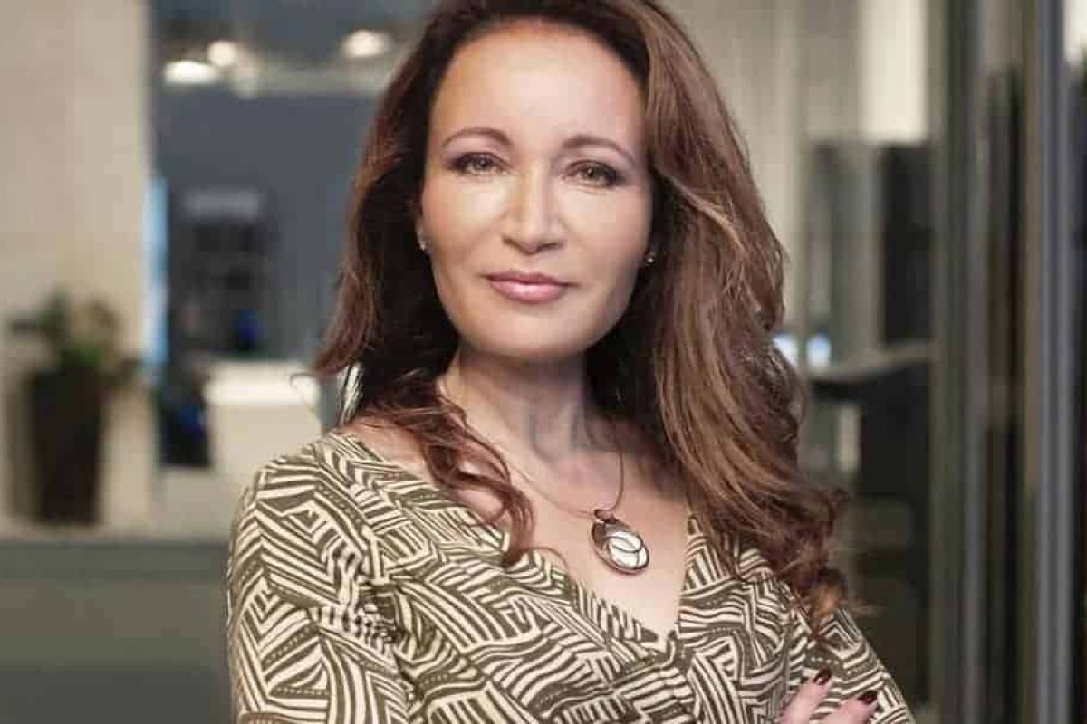 Anna_Fandozzi joins ritchie brothers