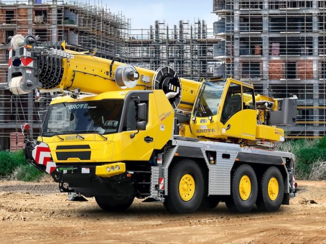 grove gmk3060l 1 all terrain crane 01
