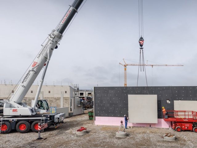 liebherr ltm1110 5.2 bkl 02 300dpi