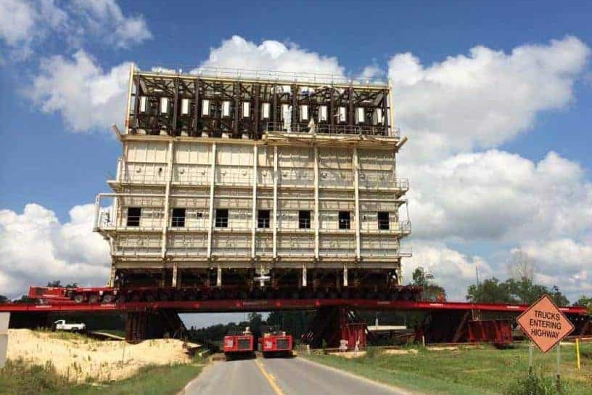 Mammoet wins third Methanex plant