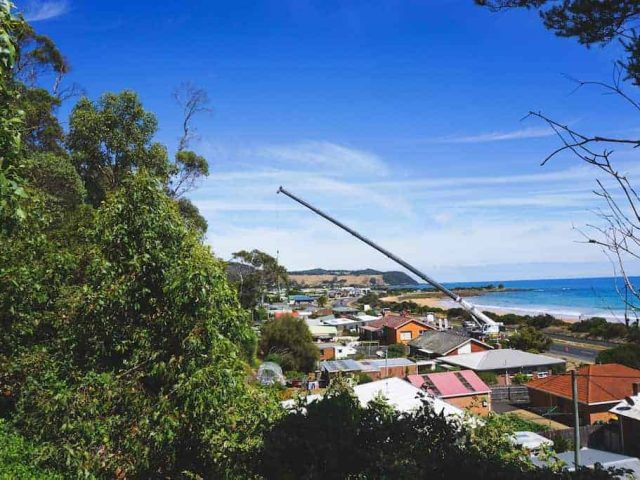 Toward the end of last year Australian crane rental company Cranes Combined received its latest Grove crane, a GMK5150L all-terrain. Company owners, husband-and-wife team Chris and Cathy Kolodziej, bought the 150 t unit to replace an older 100 t-rated GMK4100L, which was purchased back in 2011.