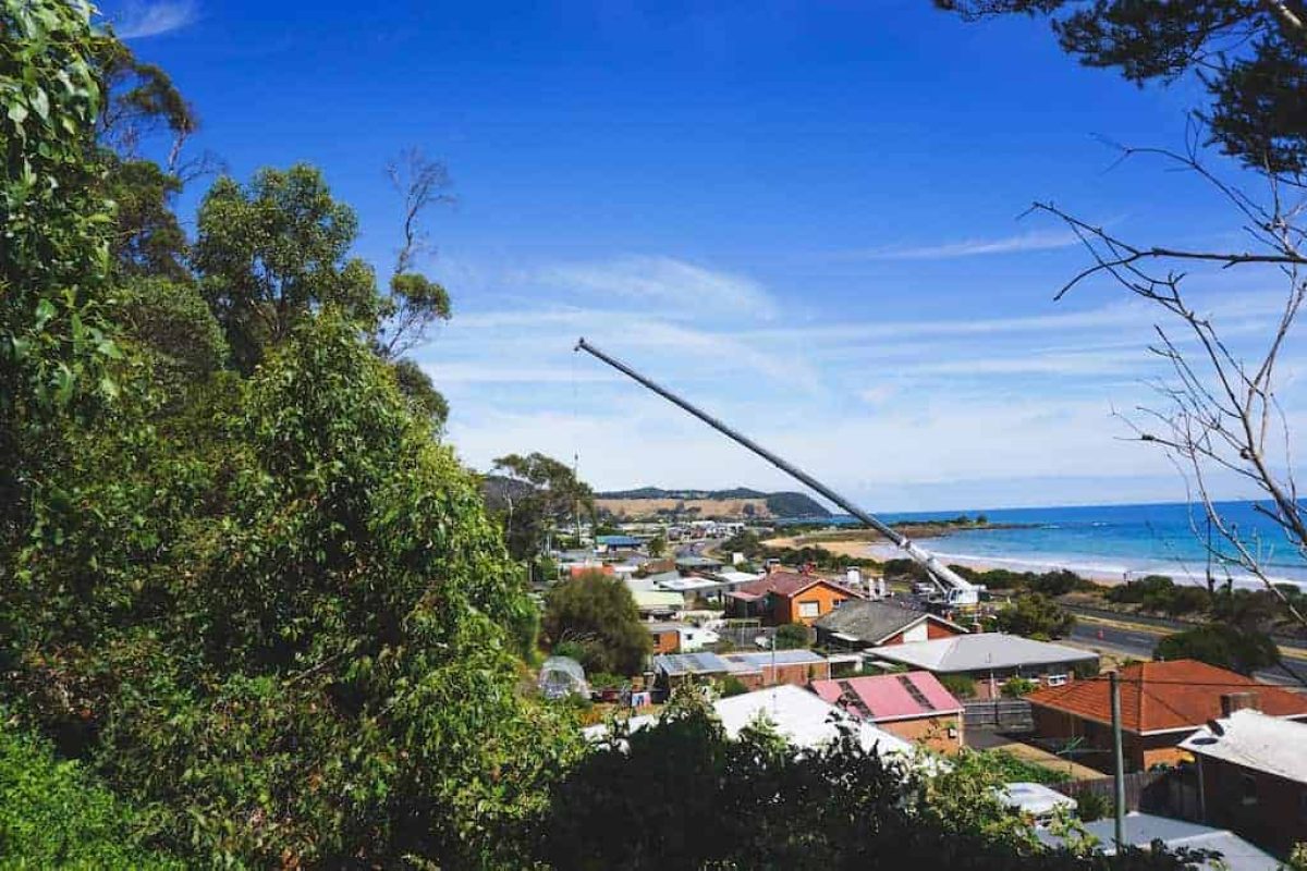 Toward the end of last year Australian crane rental company Cranes Combined received its latest Grove crane, a GMK5150L all-terrain. Company owners, husband-and-wife team Chris and Cathy Kolodziej, bought the 150 t unit to replace an older 100 t-rated GMK4100L, which was purchased back in 2011.