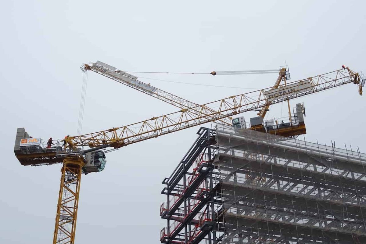 Radius Groups First Potain Mrh 175 Tackles Congested, Inner City Jobsite With Ease (1)