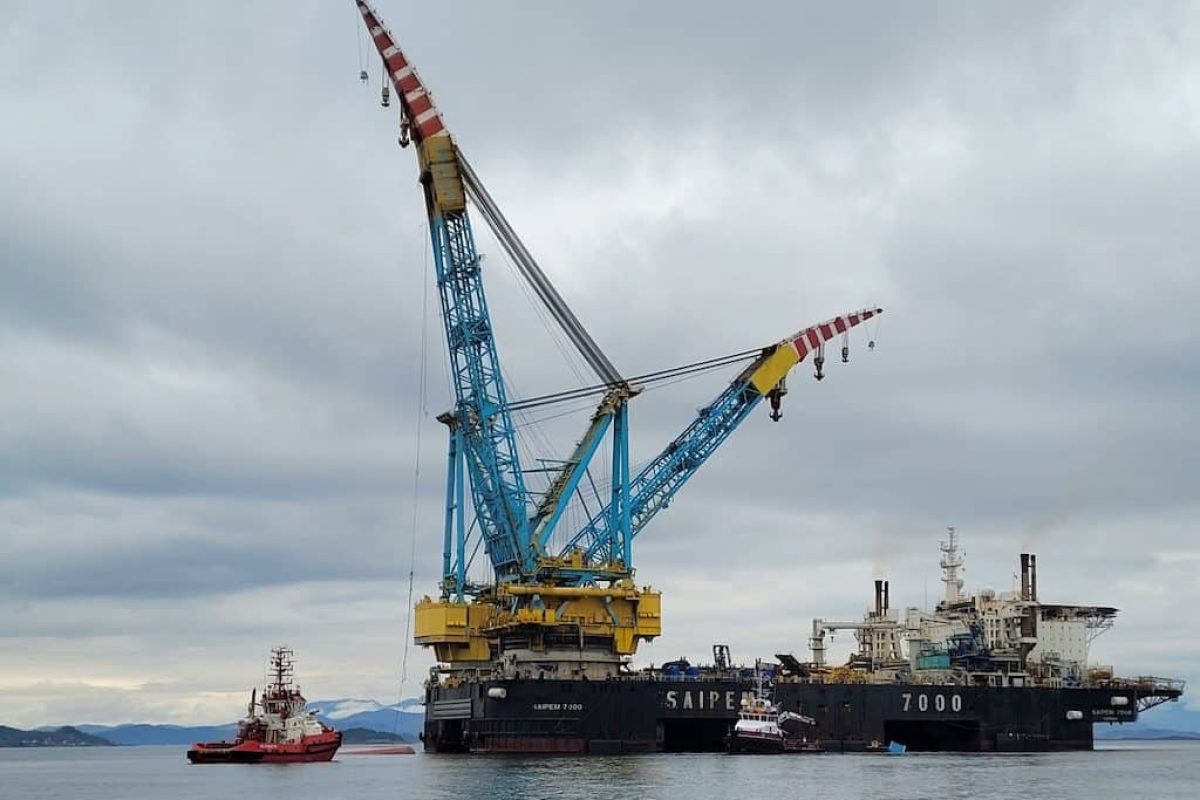 saipem 7000 following the crane incident in amoyfjorden. 2048x2048
