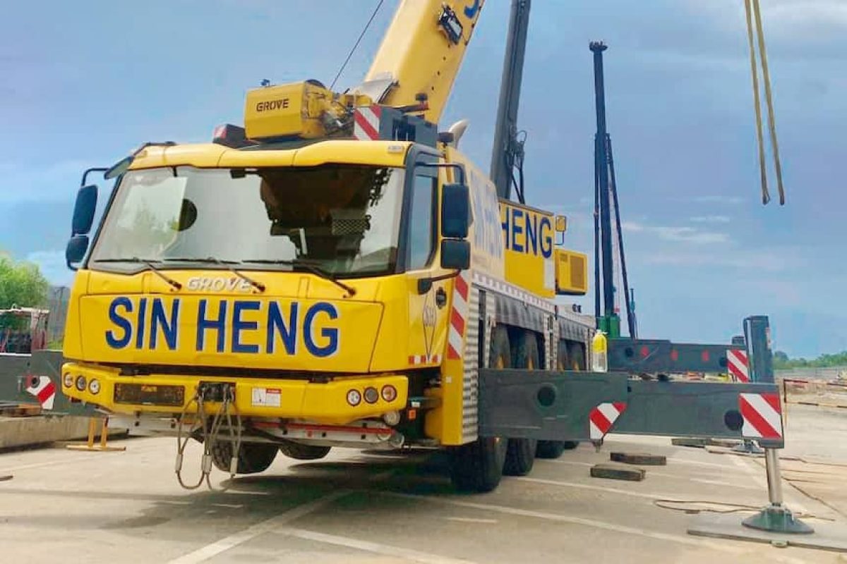 sin hengs grove crane fleet expands again with gmk4100l 2 feature