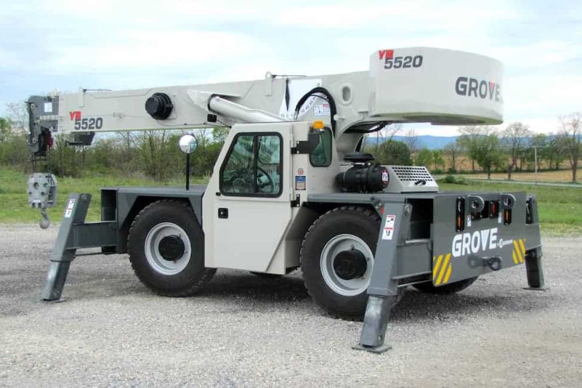 YardBoss_YB5520_industrial_crane
