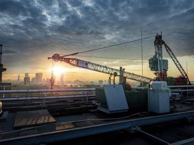 ale light service crane in netherlands
