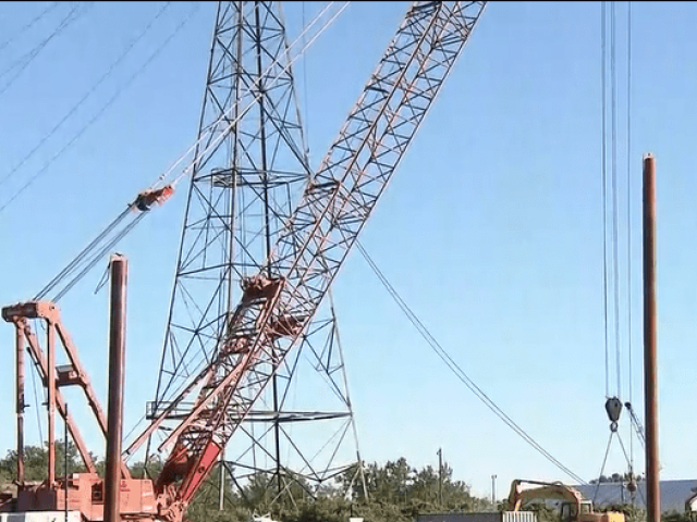 crane barge toronto accident