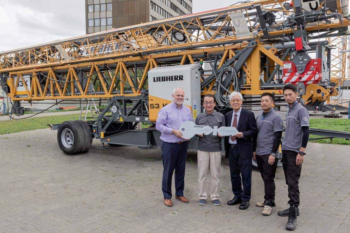 Cranetal Noda taking delivery of five Liebherr 53 K/J fast-erecting tower cranes. Pictured, from left to right: Thorsten Hesselbein (Liebherr), Hirofumi Aoki (Cranetal Noda), Satoru Ikeda (TAP-Japan), Ryoji Sakamoto, Shigeto Fukuda (both Cranetal Noda)