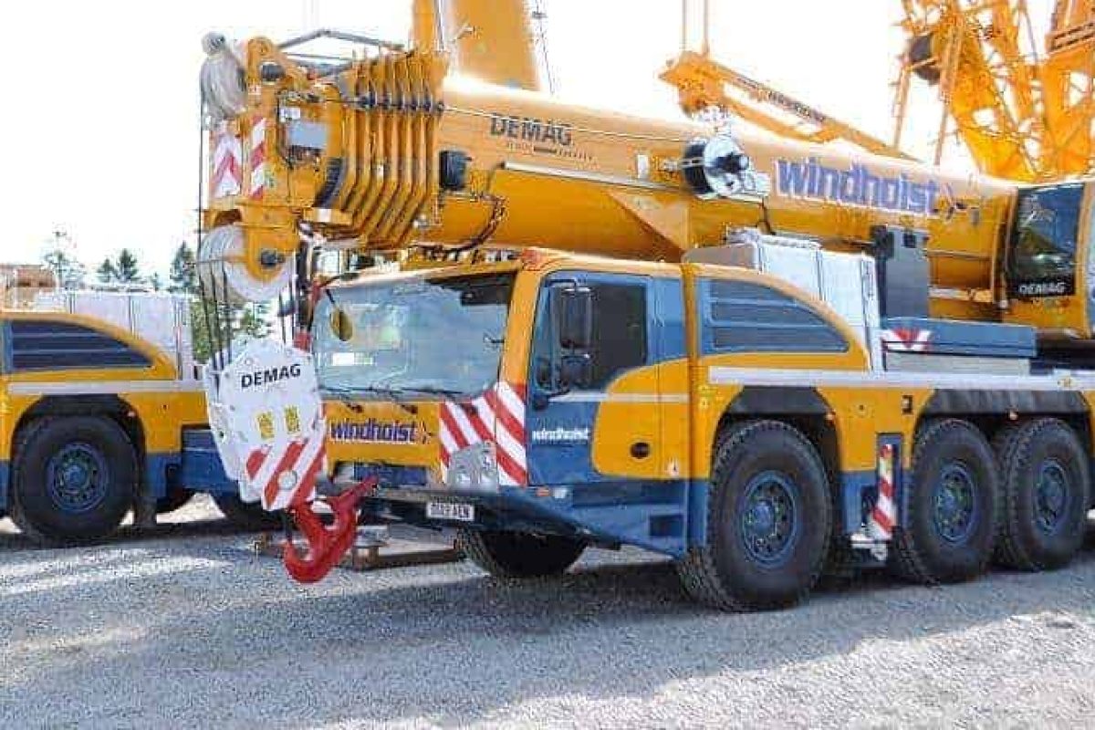 side view of the demag cranes