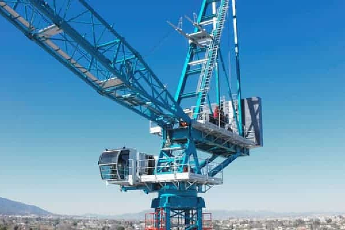 gruas saez grua torre sl 730 un hito en la evolucion de gruas saez