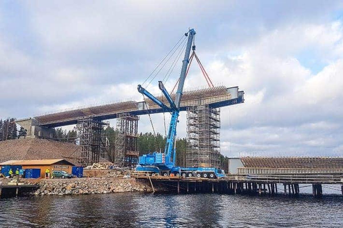 j. hellakoshi py add liebherr ltm1750