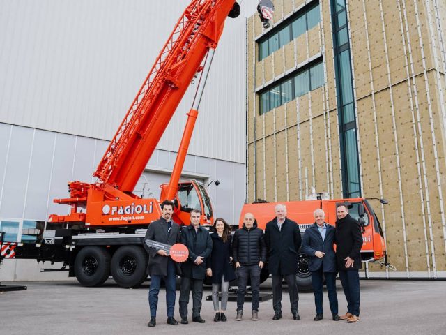 liebherr ltm 1110 5 1 kranübergabe fagioli 300dpi