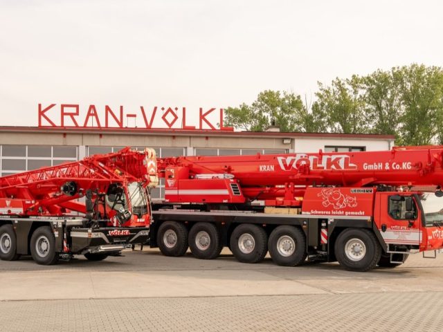 liebherr ltm 1150 5 3 ltc 1050 3 1 voelkl 300dpi.jpg