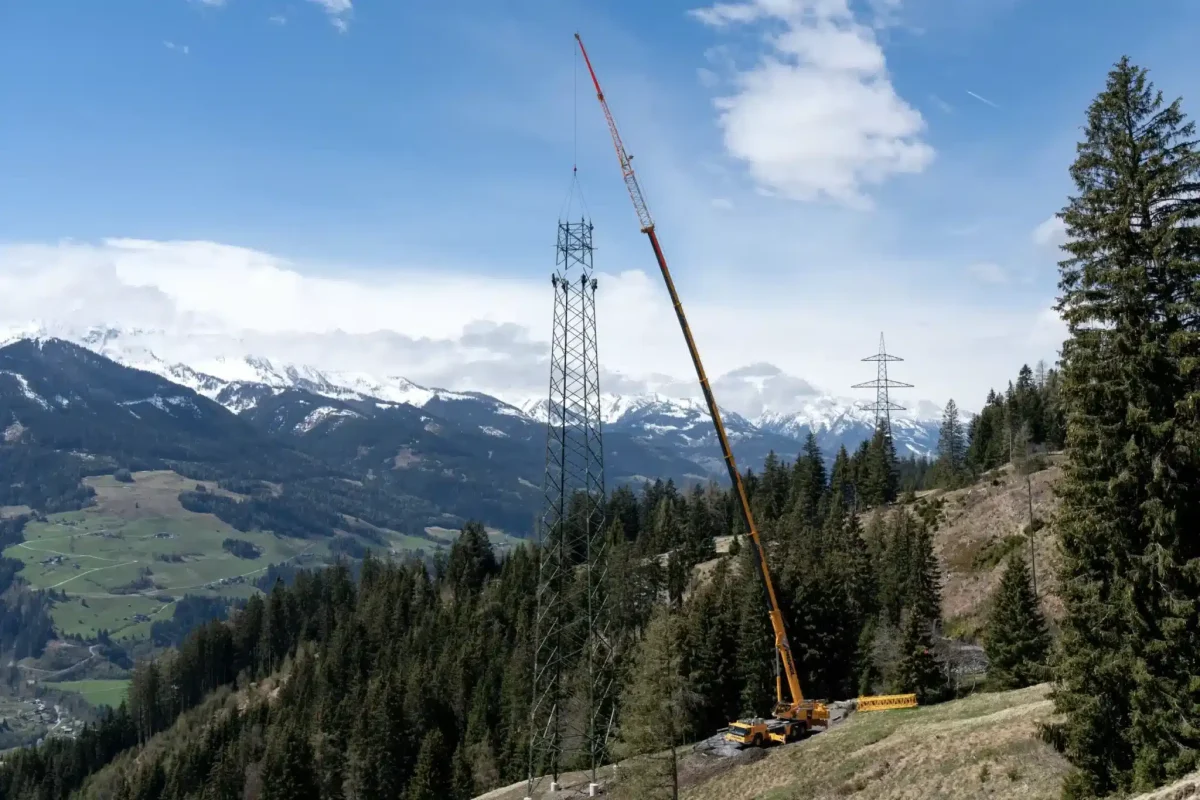 liebherr ltm 1160 5 2 prangl 01 300dpi