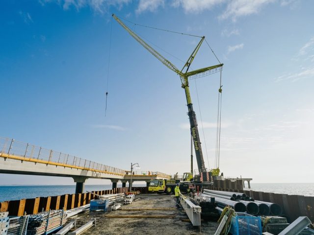 liebherr ltm 1300 6 2 jordt 1 300dpi