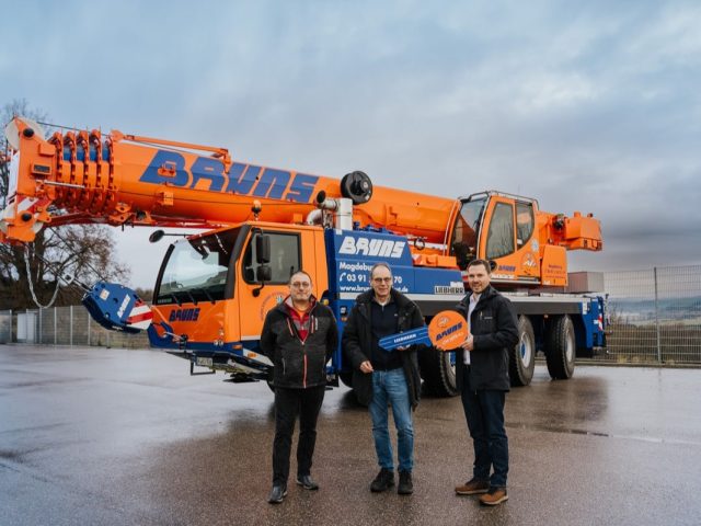 liebherr ltm1070 4 1 300dpi