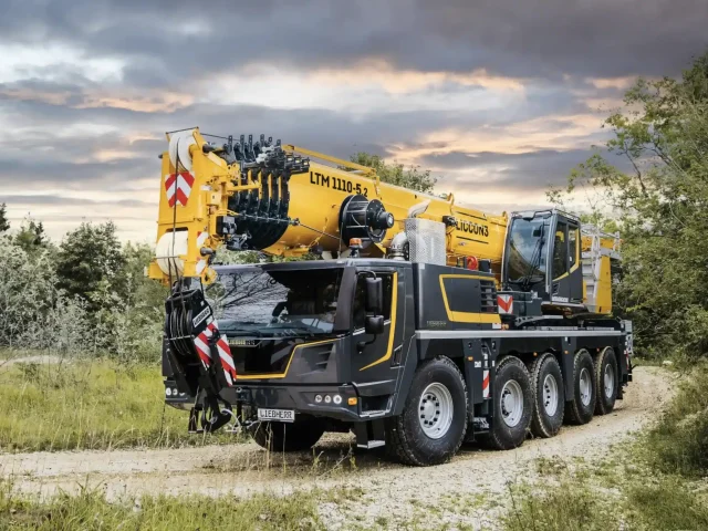 liebherr ltm1110 5 2 300dpi