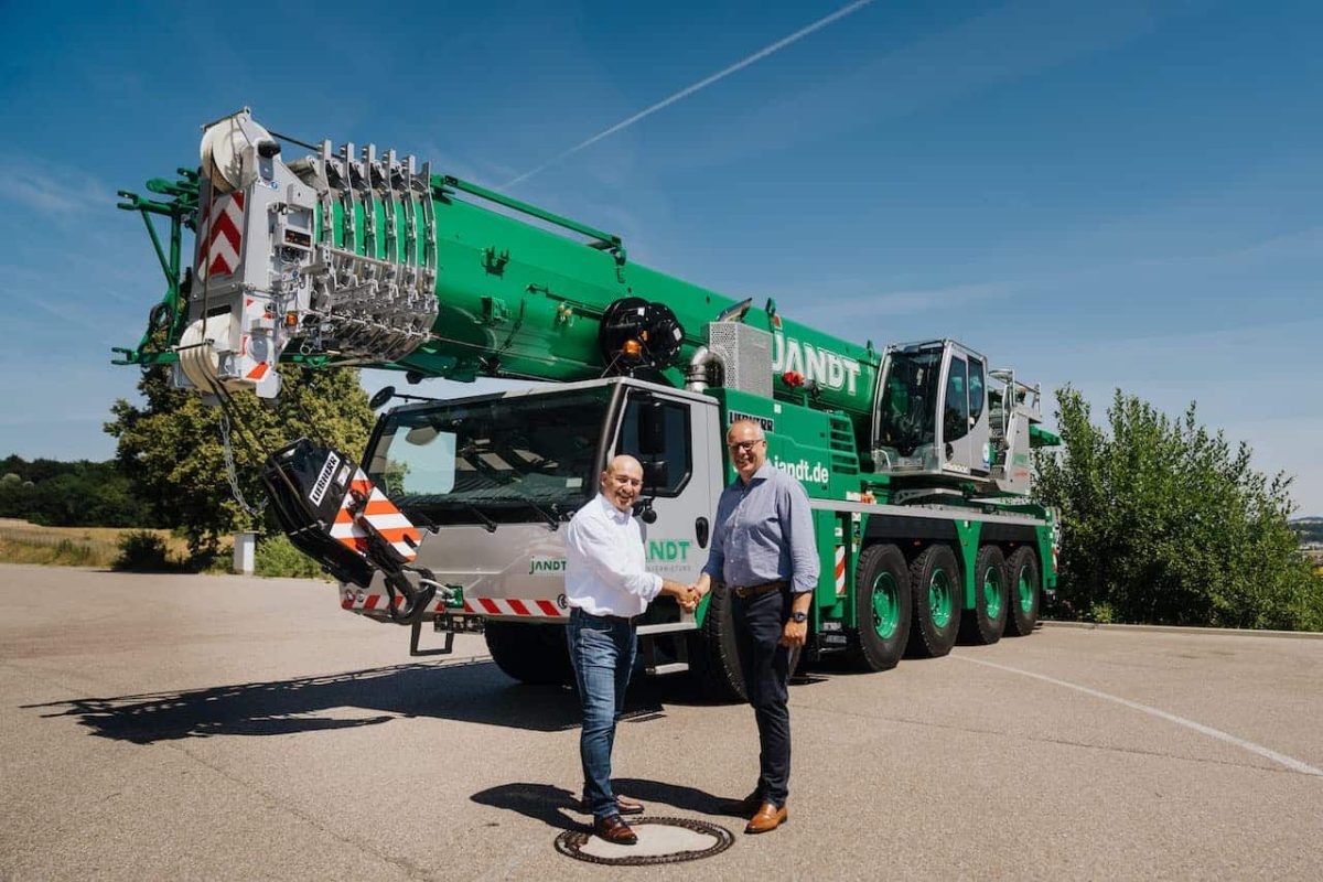 liebherr ltm1150 5 3 jandt handover