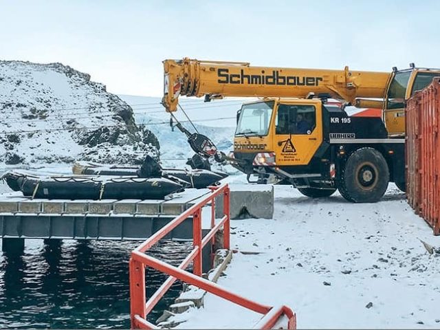 Liebherr Antarctic Crane Defreeze News