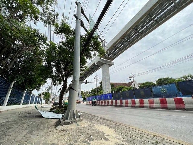 loader crane destroy utility pole