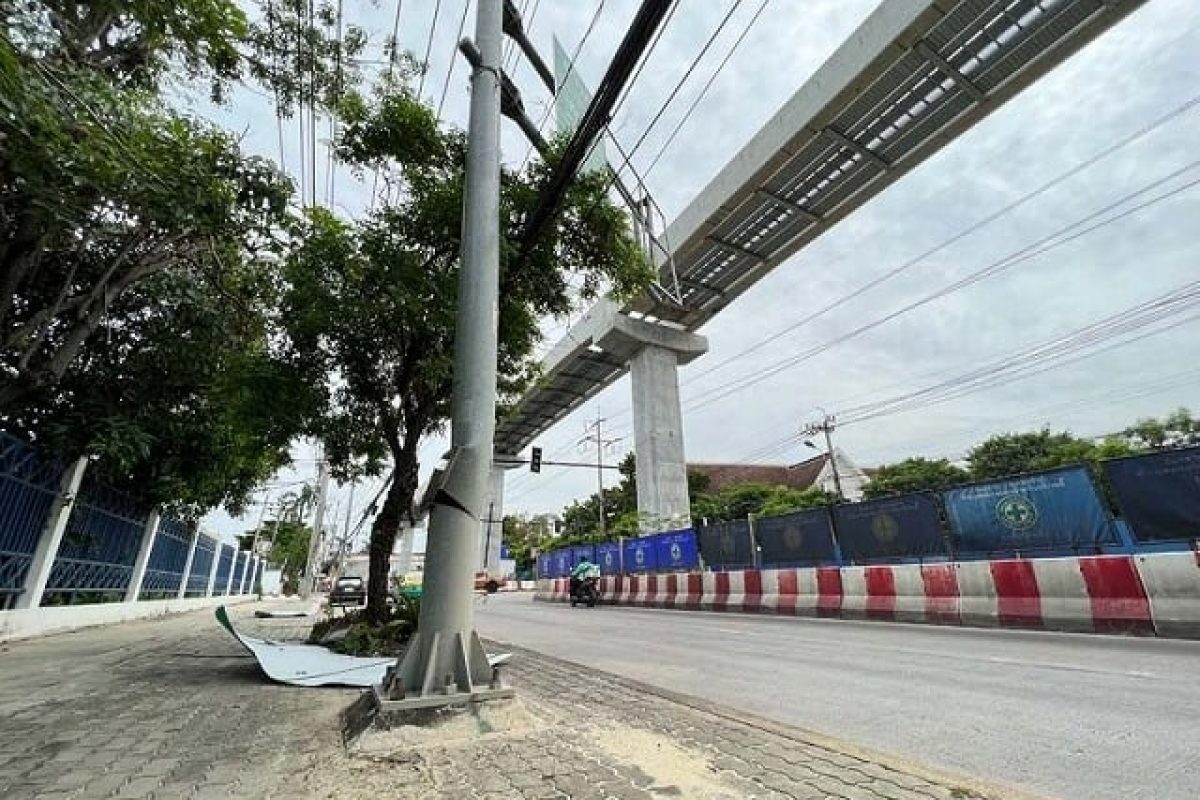 loader crane destroy utility pole