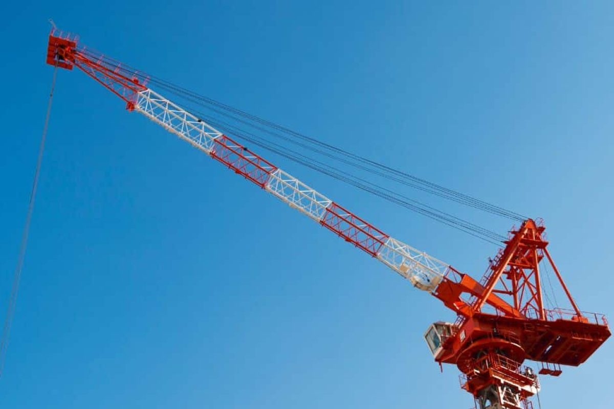 luffing jib crane types uses