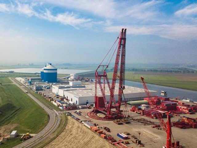 mammoet and ale takeover talks