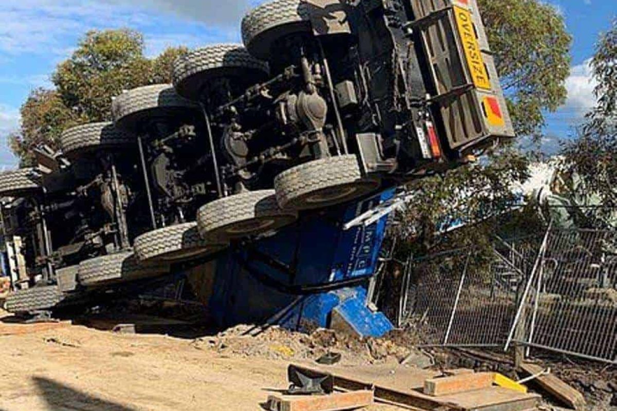 Melbourne Precast 5-axle all-terrain crane overturned.