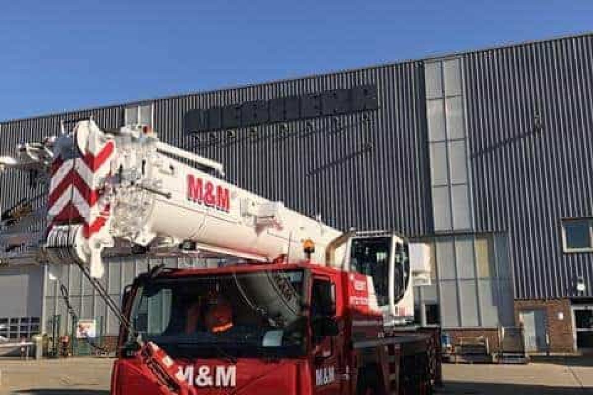 A photo of M&M Mobile Crane Hires's Liebherr LTM1050-3.1