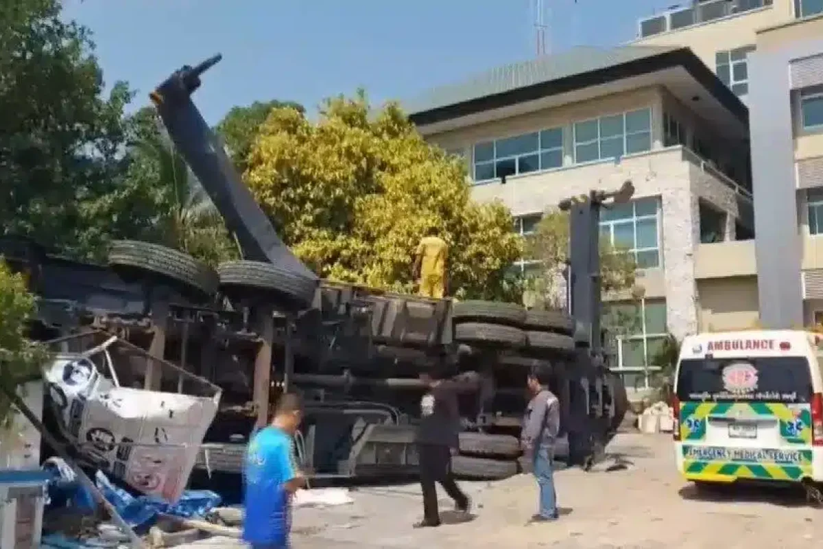 thailand chonburi crane accident 1