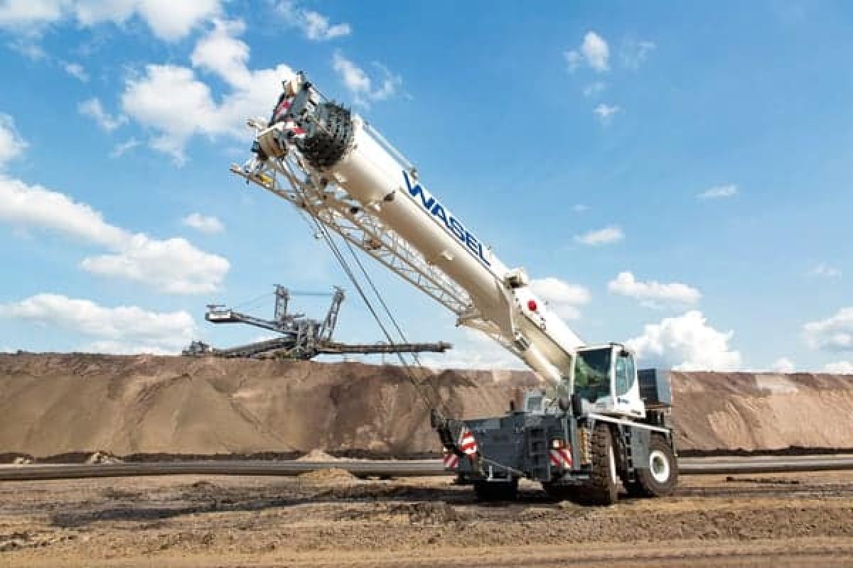 wasel take first liebherr rough terrain 1