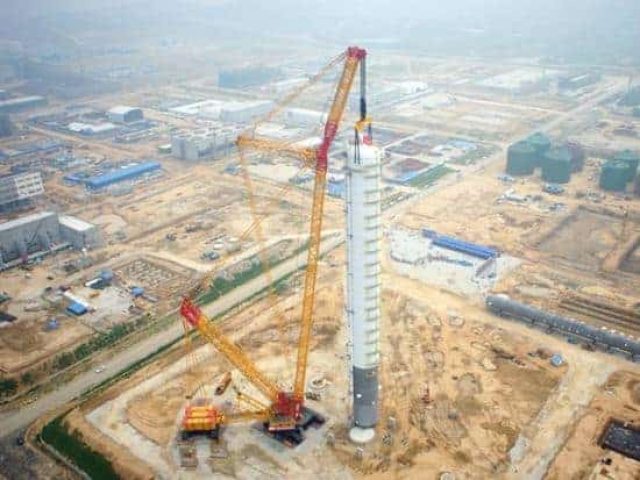 The XGC88000 crawler crane installing the propylene tower in Wanhua Industrial Park, Yantai, China